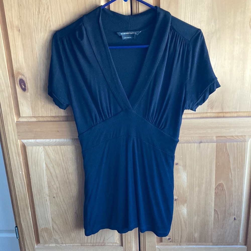 BCBG MaxAzaria Black Deep Vee Top